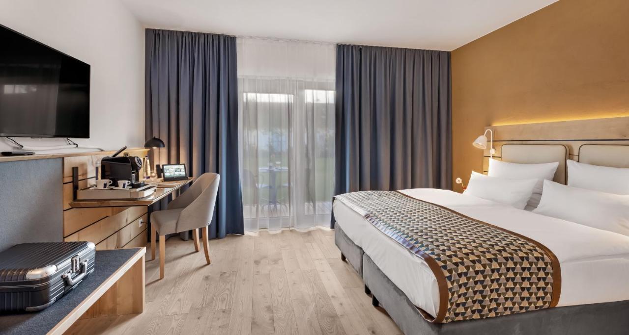 Walhalla Hotel Regensburg Hoeferer 4 Sterne Superior Tegernheim Eksteriør billede